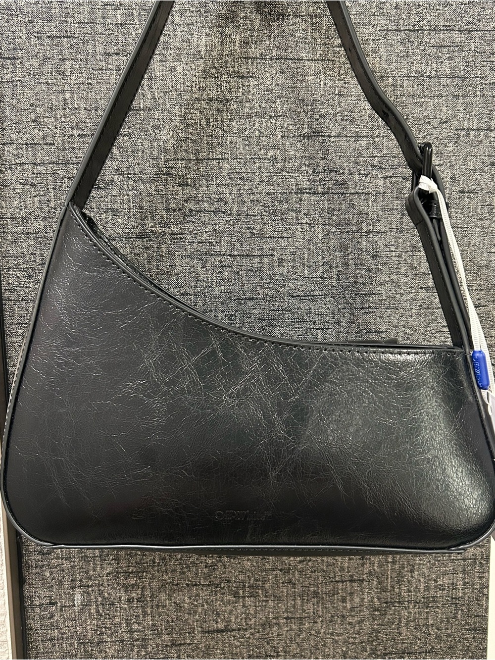 Off-White The Jitney Black Leather Shoulder Bag with White Text - Picture 5 of 16